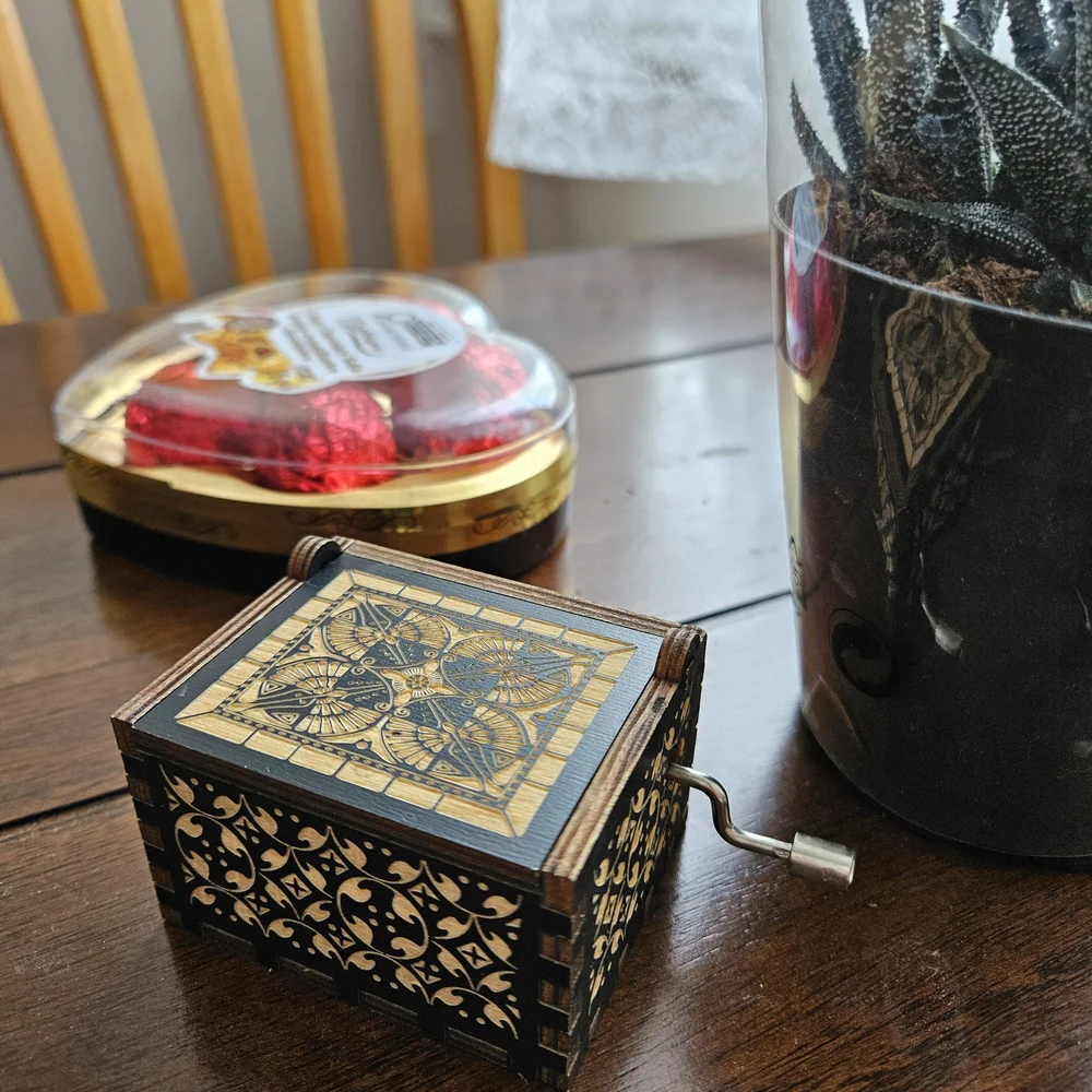 New Valentine’s Music Box - "To the Moon & Back" 🌙❤️ - Picture 3 of 3